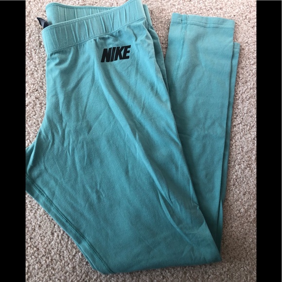 Nike Pants - Nike legging